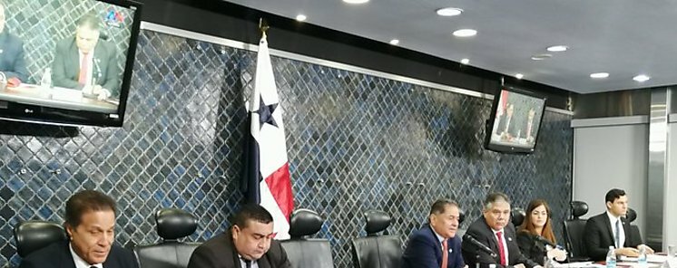 Facultad de Administraci�n P�blica resaltan el aporte de la mujer Ind�gena en la Sociedad Paname�a