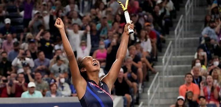 La joven canadiense Fernandez lleva la chispa del f�tbol al US Open de tenis